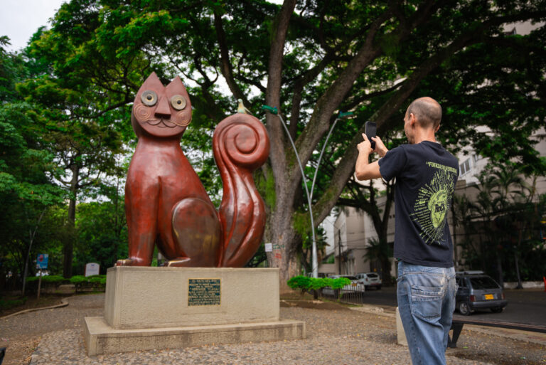 El Gato del Río y el parque de Las Novias del Gato Turista